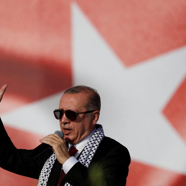 FILE PHOTO: Turkish President Erdogan delivers a speech during a protest against the recent killings of Palestinian protesters on the Gaza-Israel border and the U.S. embassy move to Jerusalem, in Istanbul