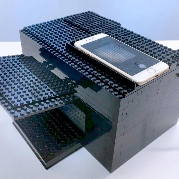 Nervengasdetektor aus Lego mit einem Smartphone, entwickelt von der University of Texas at Austin