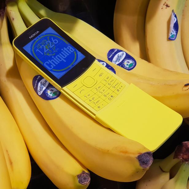 Nokia 8110 in &quot;Banana Yellow&quot;