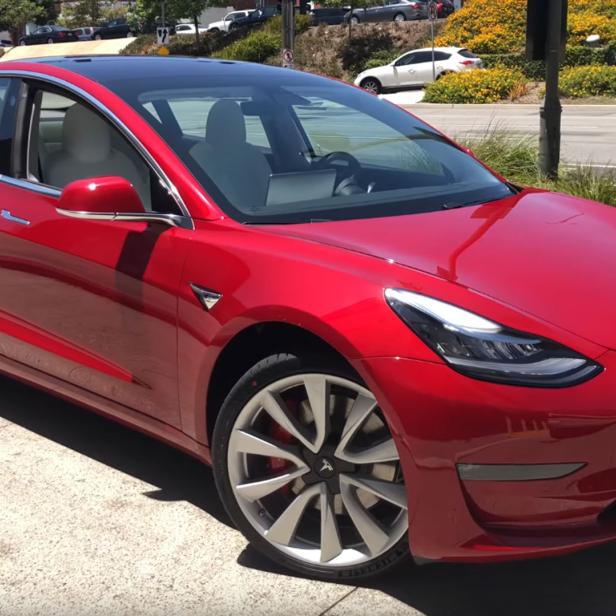 Tesla Model 3 Performance