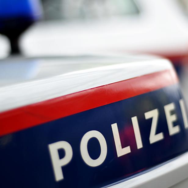 Polizei sucht nach drei Tätern