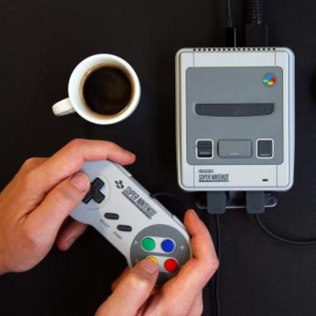 Der SNES-Controller kommt nicht nur beim SNES Mini gut an: Auch PC-Spieler mögen ihn