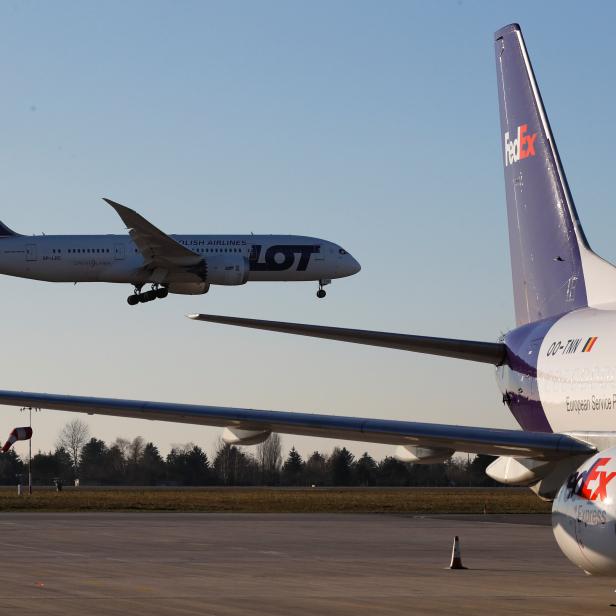 Polish airlines LOT Boeing 787-8 Dreamliner SP-LRC aircraft is seen landing at the Chopin International Airport in Warsaw