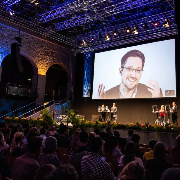 DIALOG MIT EDWARD SNOWDEN: SNOWDEN