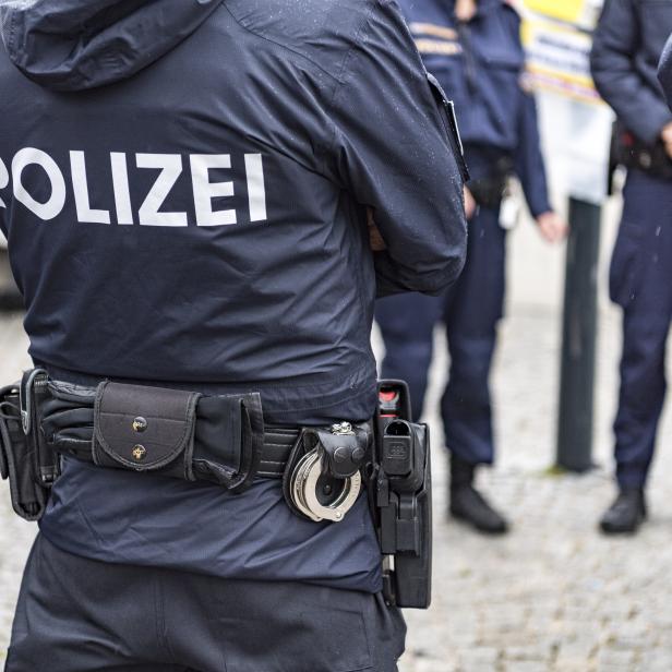 Vorab-Kontrolle: Erste Besichtigung der Polizei am Beachvolleyball-Gelände