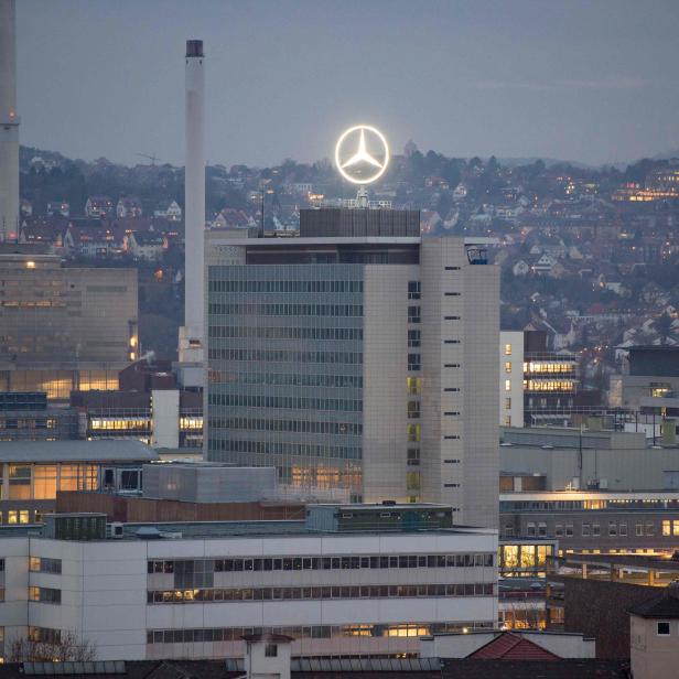 FILES-GERMANY-EU-ANTI-TRUST-DAIMLER-VOLKSWAGEN