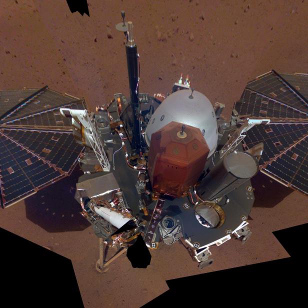 Selfie der NASA-Sonde InSight