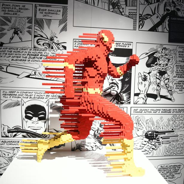 LEGO-SONDERAUSSTELLUNG "THE ART OF THE BRICK: DC SUPER HEROES" DER ROTE BLITZ