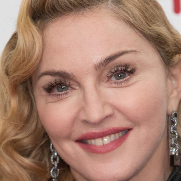 Madonna performte in der Neujahrsnacht u.a. "Like a Prayer"