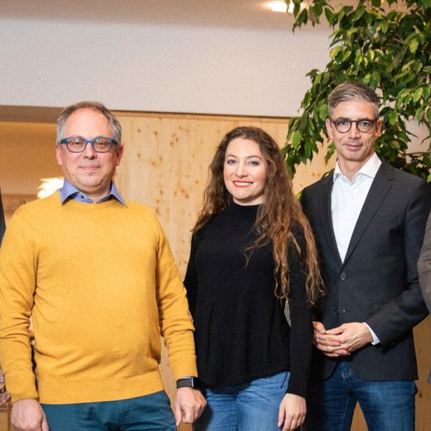 bsurance Team: Alexander Geier (CMO), Lorenz Gräff (CEO), Diana Medanova (COO), Franz-Xaver Burner (CSO), Michael Leitner (Head of Project Delivery)