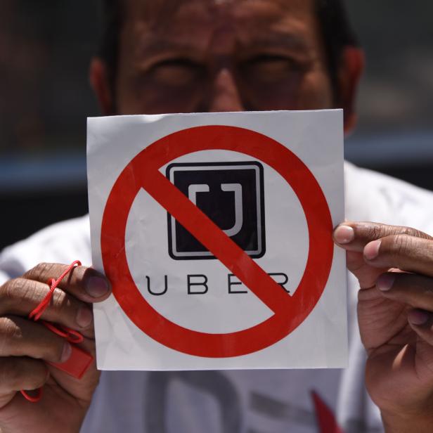 GUATEMALA-TRANSPORT-TAXI-PROTEST-UBER