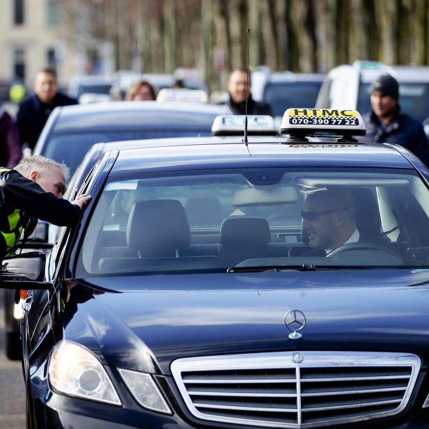 NETHERLANDS-TRANSPORT-TAXI-UBER-PROTEST