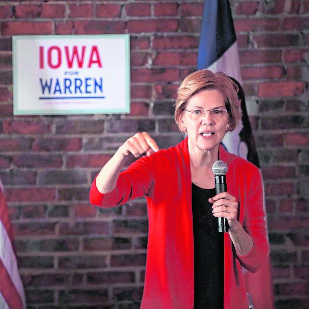 US-DEMOCRATIC-PRESIDENTIAL-CANDIDATE-ELIZABETH-WARREN-(D-MA)-HOL