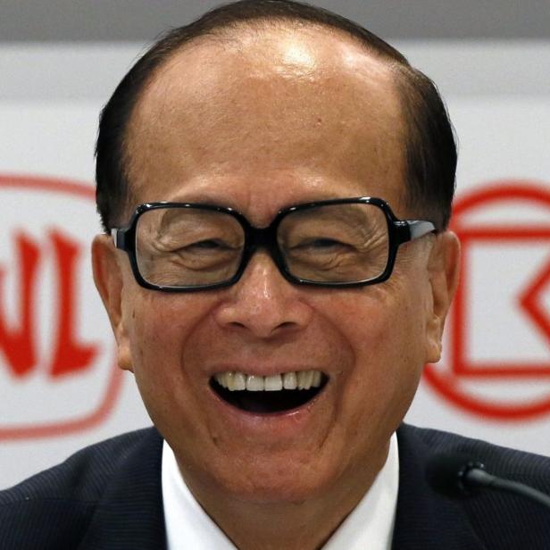 Li Ka-shing, der Besitzer von Hutchison Whampoa, ist mit einem geschätzten Vermögen von 31,9 Milliarden US-Dollar einer der reichsten Menschen der Welt