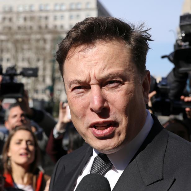 Tesla CEO Elon Musk leaves Manhattan federal court after a hearing on his fraud settlement with the SEC in New York