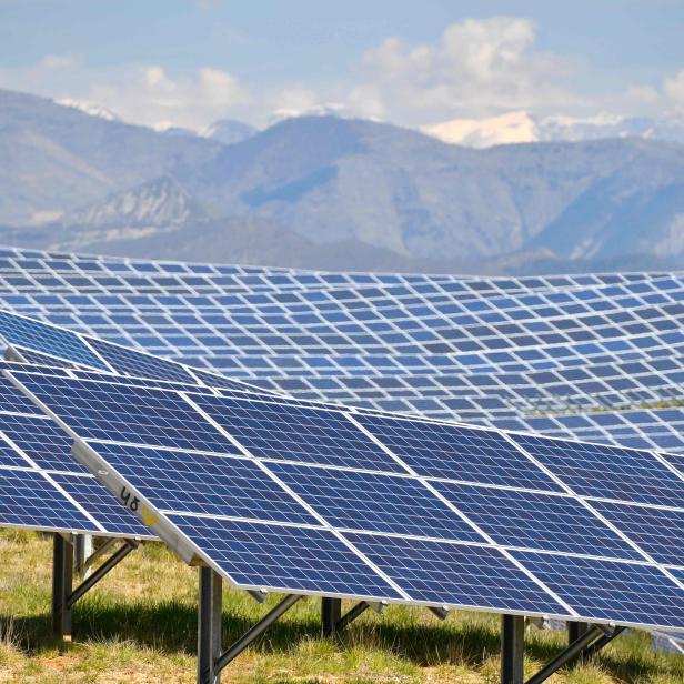 FRANCE-ENERGY-SOLAR-PHOTOVOLTAICS