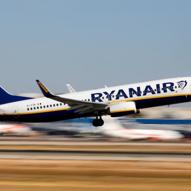 FILE PHOTO: A Ryanair Boeing 737 plane takes off from Palma de Mallorca airport in Palma de Mallorca