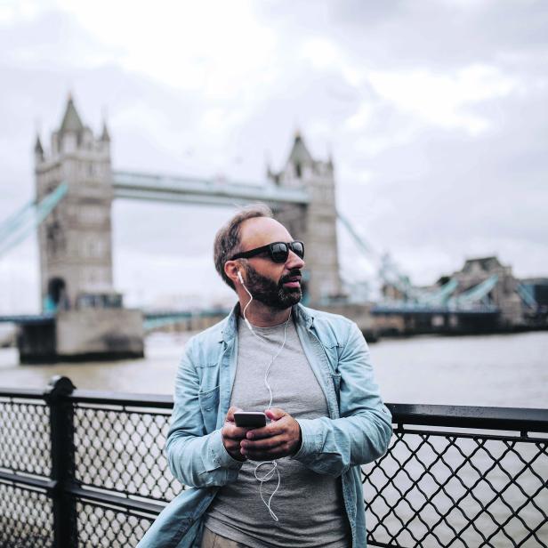 Man tourist in London