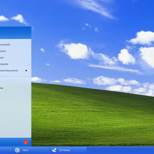 Ein Screenshot des Windows XP-Desktops mit geöffnetem Startmenü.