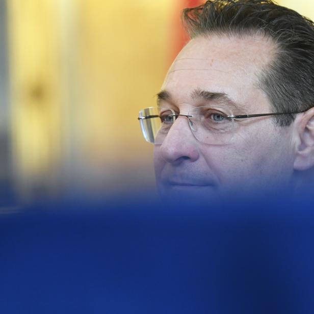 INTERVIEW MIT HEINZ-CHRISTIAN STRACHE