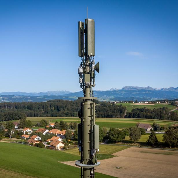 SWITZERLAND-TECHNOLOGY-TELECOM-WIRELESS-5G