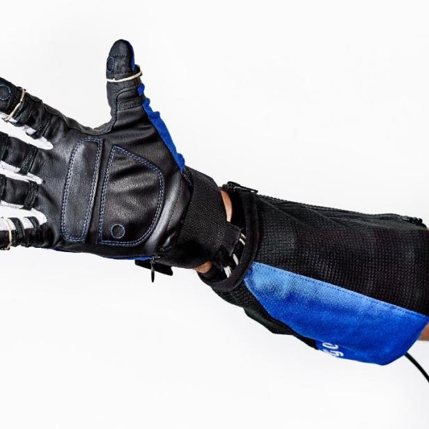 Der von General Motors und der NASA entwickelte Roboter-Handschuh RoboGlove