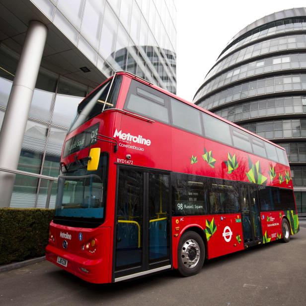 BRITAIN-TRANSPORT-ELECTRIC-BUS