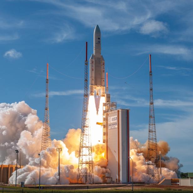 Ariane-5-Start am europäischen Weltraumbahnhof in Kourou.