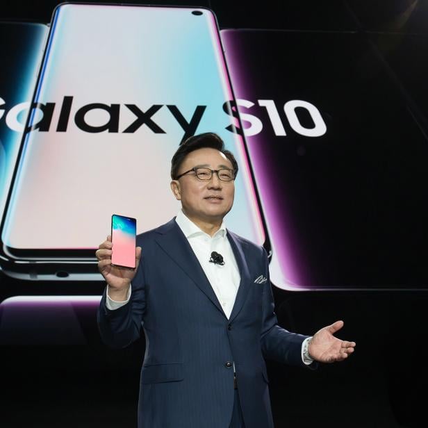 Samsung unveils Galaxy S10 in San Francisco