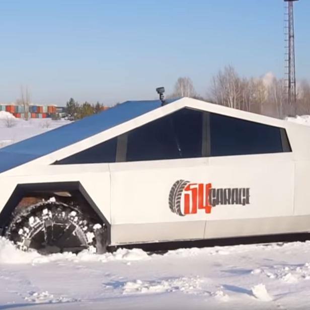 Russischer Cybertruck-Klon im Tiefschnee