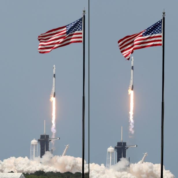 COMBO-US-SPACEX-LAUNCH-AEROSPACE-SPACE