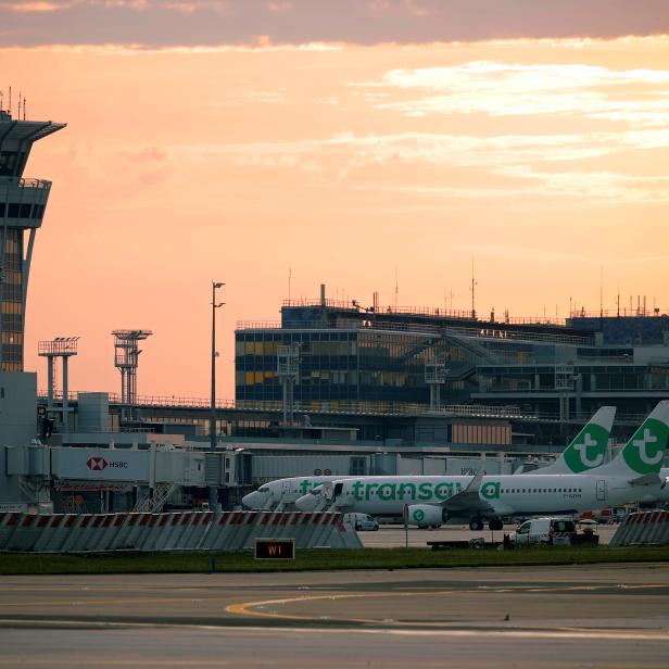 Paris Orly Airport resumes duty after a 3-month break due the coronavirus lockdown