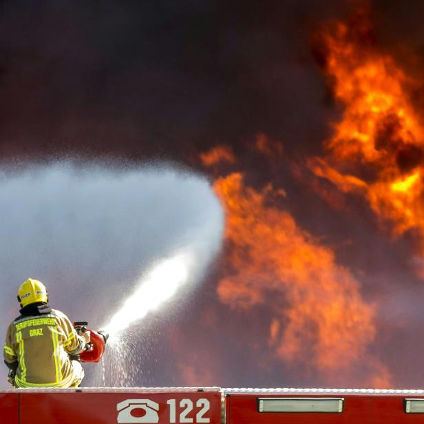 STEIERMARK: GROSSBRAND IN RECYCLINGANLAGE IN WILDON