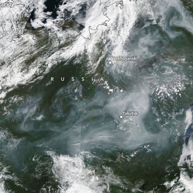 Feuersaison im Osten Sibiriens in Russland.