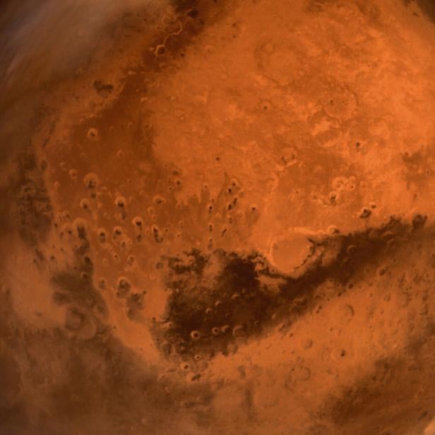 Alle 780 Tage nähern sich Erde und Mars einander an