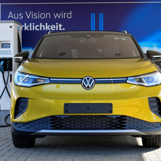 FILE PHOTO: VW shows electric SUV 'ID 4' during a photo workshop