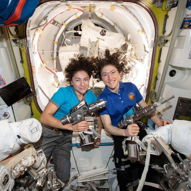 Jessica Meir und Christina Koch gehören zur Artemis Mission