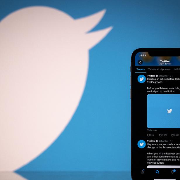 „Twitter soll Strafe zahlen“.