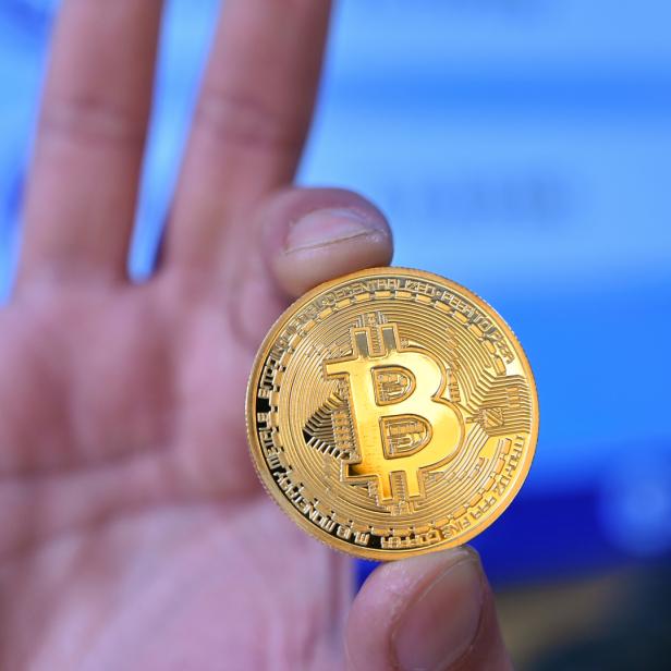 Kryptowährung Bitcoin glänzt immer goldener