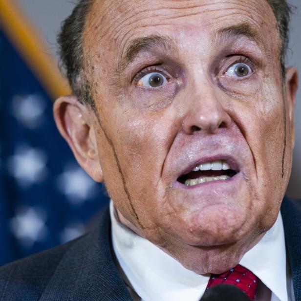 Dominion sues Giuliani