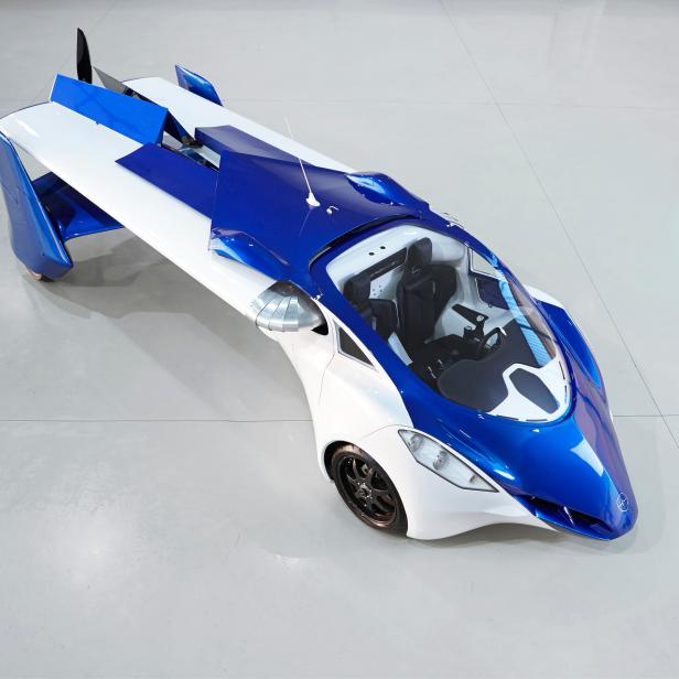 AeroMobil 3.0 im fahrbereiten Zustand