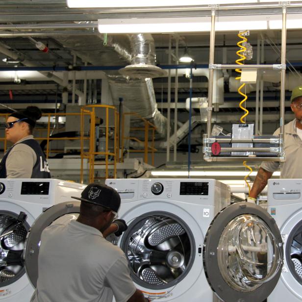 LG completes its first US washing machine plant in Tennessee