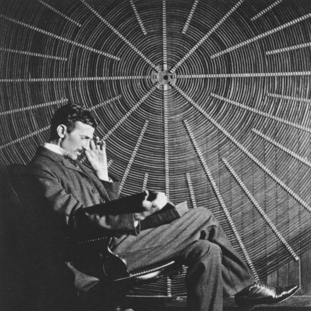 Nikola Tesla (1856-1943)