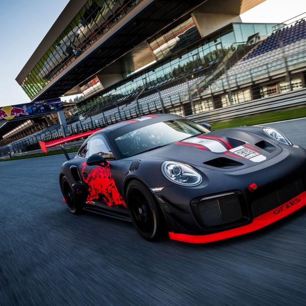 Porsche Rennauto auf dem Red Bull Ring in Spielberg