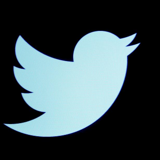 FILE PHOTO: The Twitter logo displayed on a screen on the floor of the NYSE