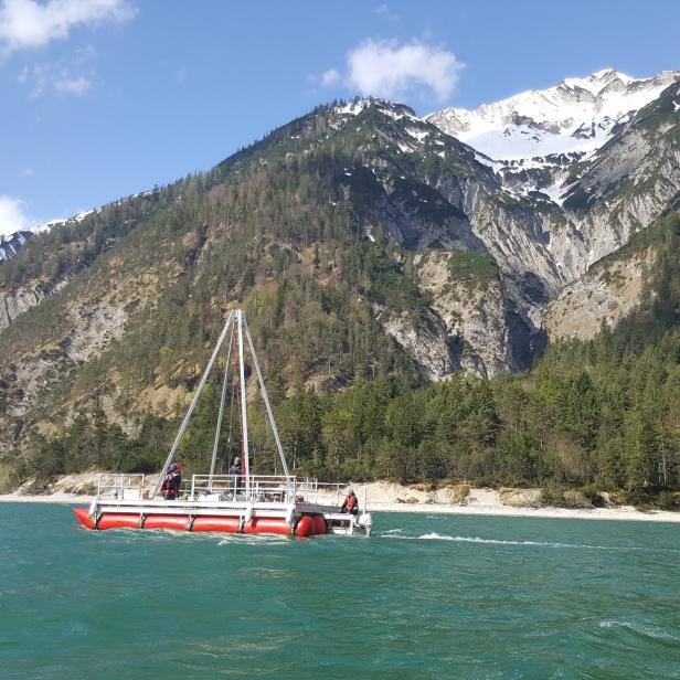 Bohrplattform am Achensee