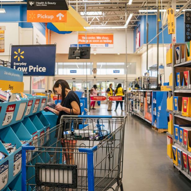 US-COST-OF-BACK-TO-SCHOOL-ITEMS-RISES-WITH-INFLATION