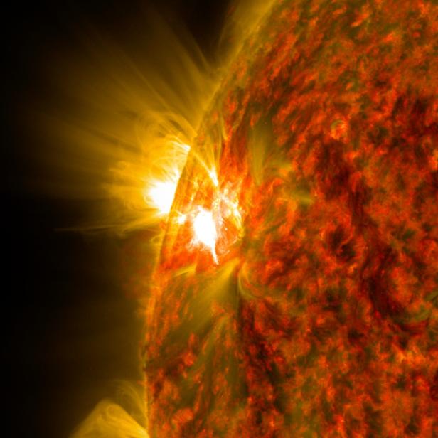 Sonnensturm trifft erstmals Erde, Mond und Mars gleichzeitig