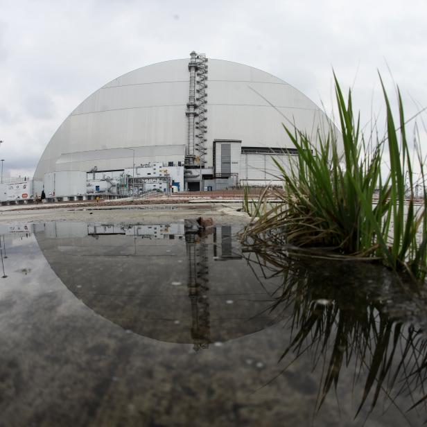 Russia seizes control over Chernobyl