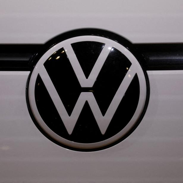 FILE PHOTO: VW logo at 2022 New York International Auto Show